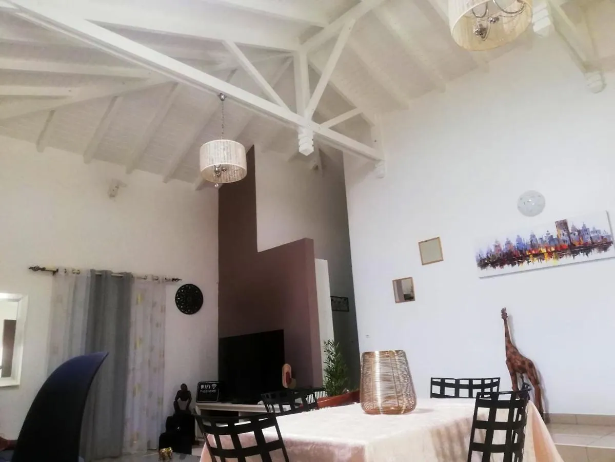 Vakantiehuis Maison Spacieuse Avec Jacuzzi Et Vue Sur La Mer A Sainte-Rose Guadeloupe